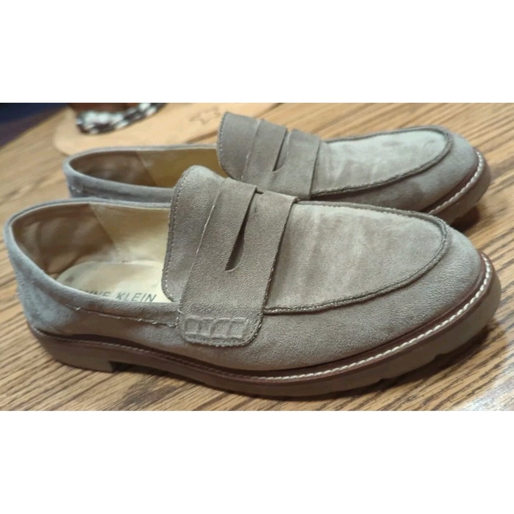 Women's Anne Klein Everly Penny Loafer Taupe Suede Size 9.5M